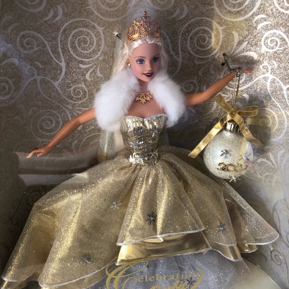 Mattel Celebration Barbie 2000 Edition w/Ornament - New in box - Picture 2 of 8